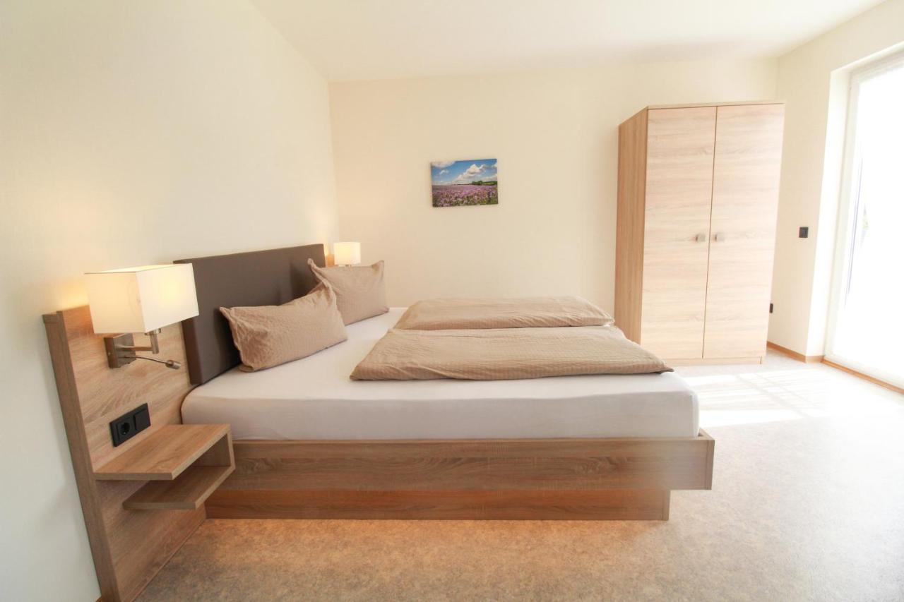 Landgasthaus Hoffmann Kruchten Bagian luar foto